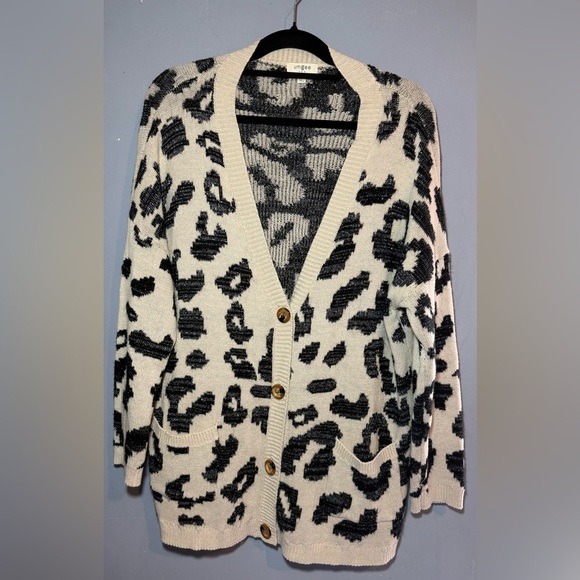 Umgee Cream and Black Animal Print Cardigan - Picture 1 of 5